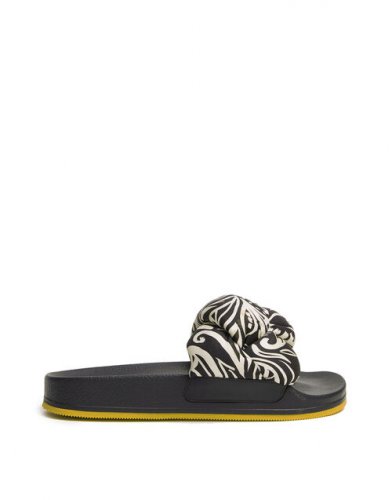 Treccia Slides in Fauve for Women | La DoubleJ